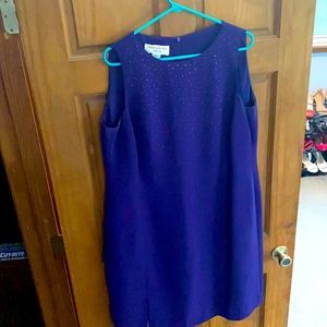Purple cocktail dress. Size 16W